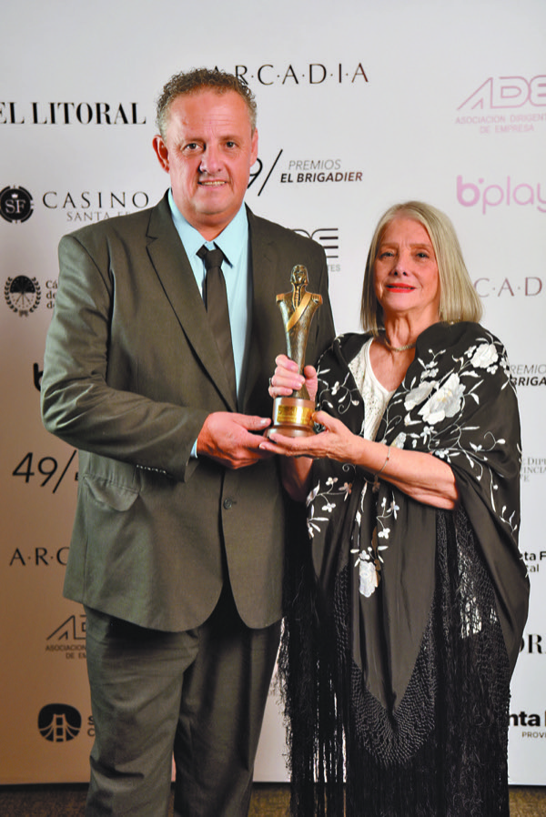 Carlos Savorgnano y Beatriz Urdiales - Dulcilandia