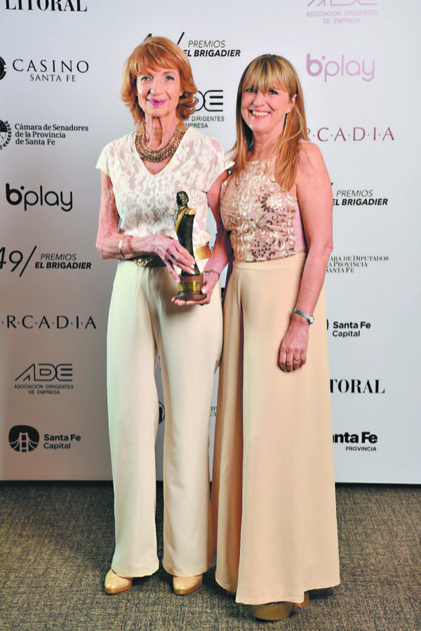 Leticia Brussini y María Daniela Enrico - Lety Peinados